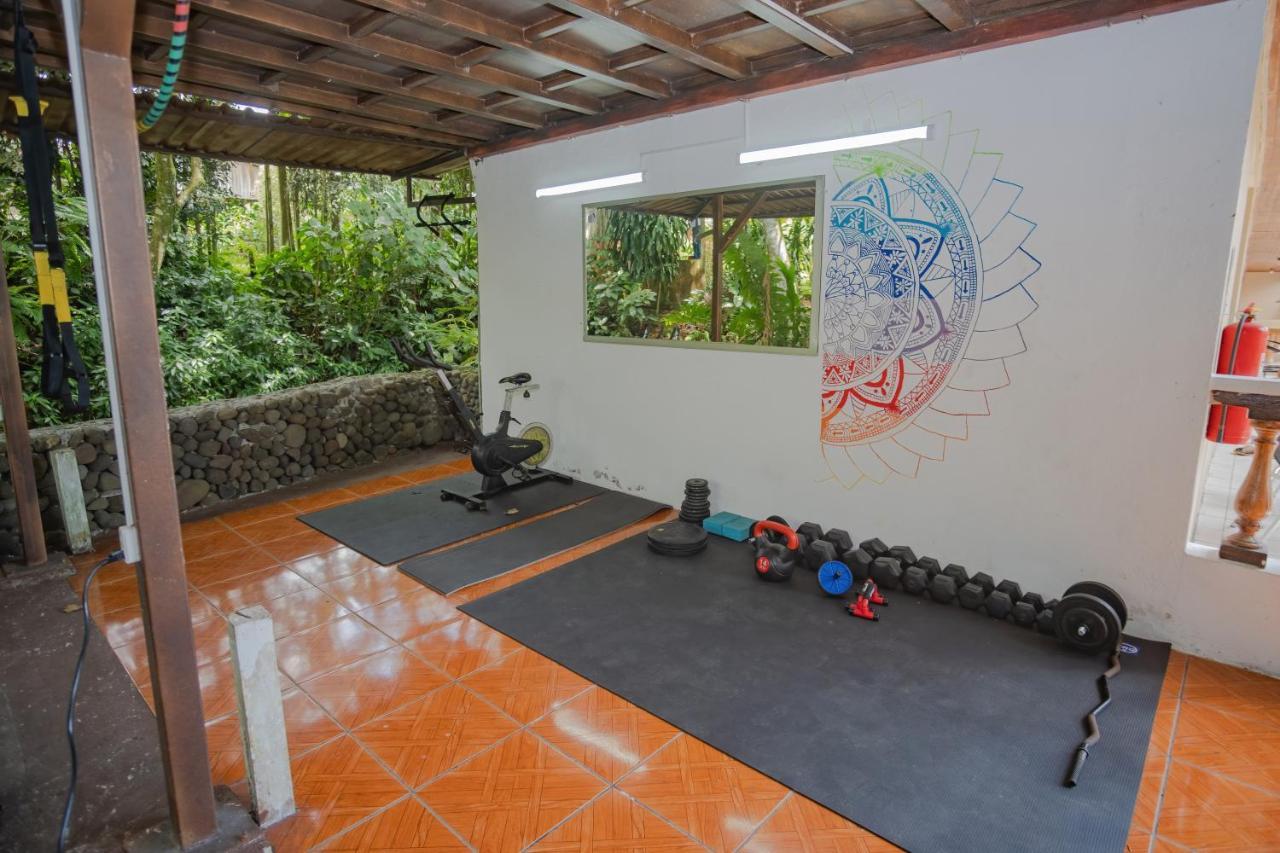 Rio Danta Hostel La Fortuna Exteriör bild