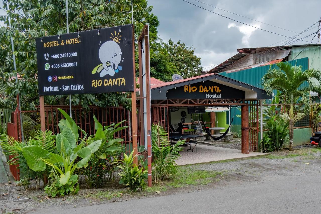 Rio Danta Hostel La Fortuna Exteriör bild