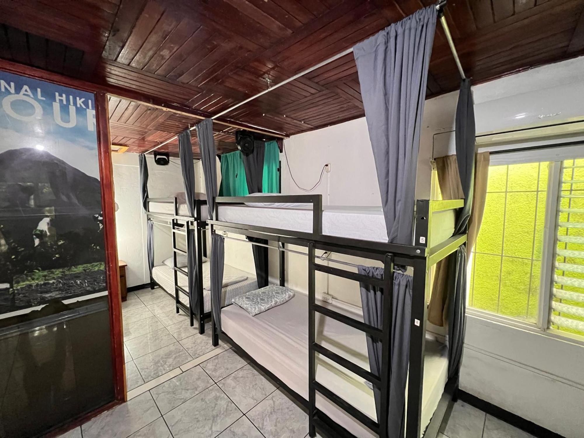 Rio Danta Hostel La Fortuna Exteriör bild