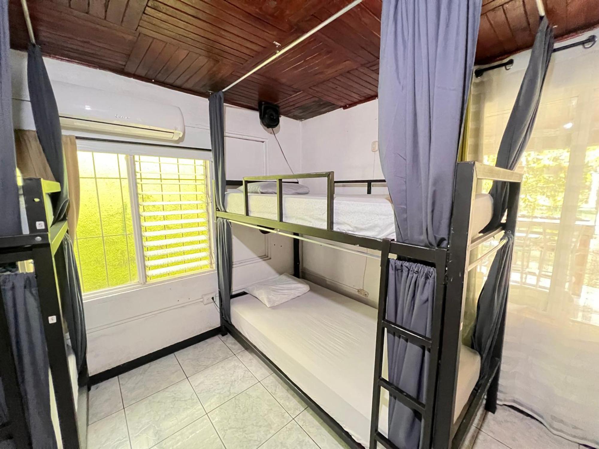 Rio Danta Hostel La Fortuna Exteriör bild