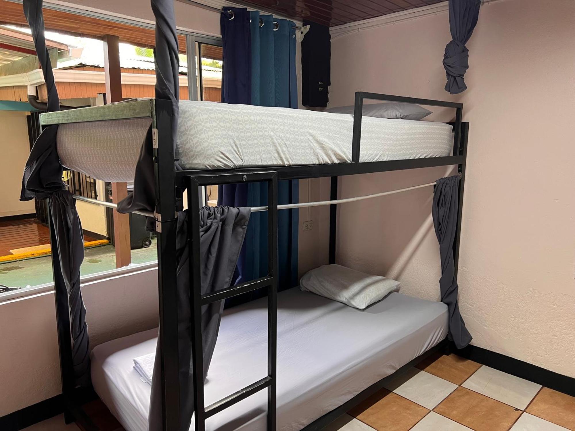 Rio Danta Hostel La Fortuna Exteriör bild